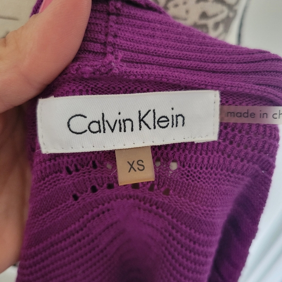 Calvin Klein Silk Blend Purple Knit Cropped Cardigan Short Sleeve XS - Picture 2 of 6